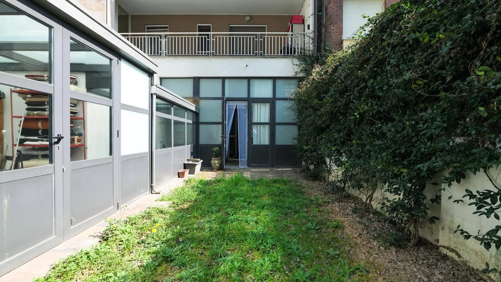 Garden&Terrace Apartment Fondazione Prada Milan 0*,  Italy